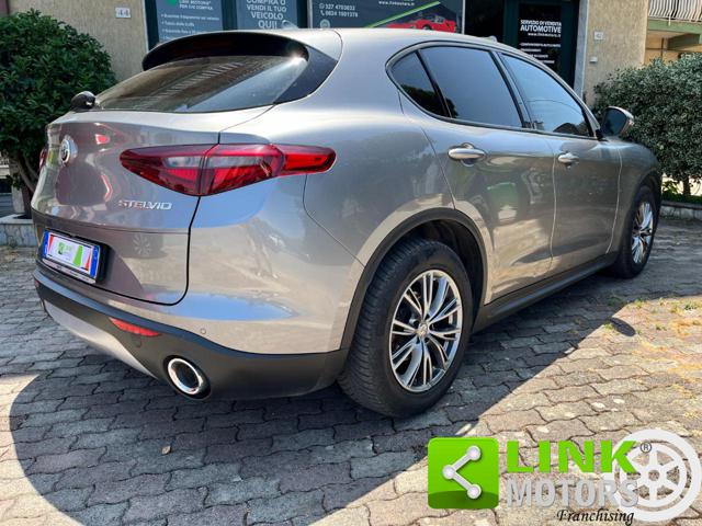ALFA ROMEO Stelvio usata, con Alzacristalli elettrici