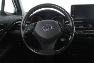 TOYOTA C-HR usata 8