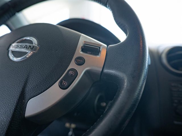 NISSAN Qashqai usata, con Sedili riscaldati