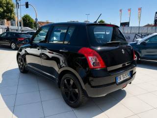 SUZUKI Swift usata, con Airbag Passeggero