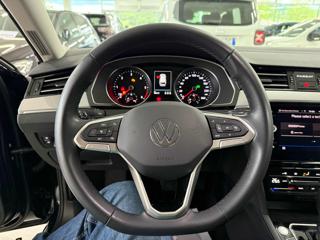 VOLKSWAGEN Passat Variant usata, con Adaptive Cruise Control
