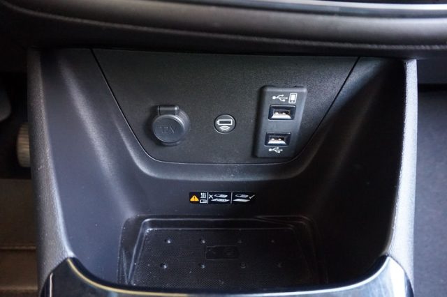 OPEL Crossland X usata 29