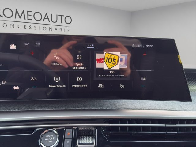 PEUGEOT 5008 usata, con Autoradio digitale