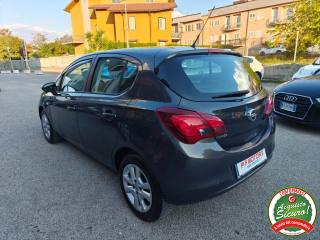 OPEL Corsa usata, con Autoradio
