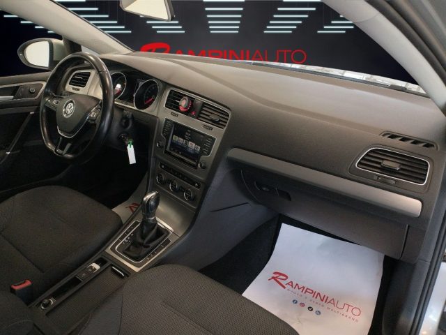 VOLKSWAGEN Golf Variant usata 19