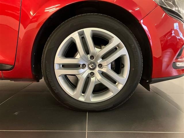 RENAULT Clio usata, con Autoradio