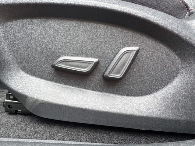 MG HS usata, con Regolazione elettrica sedili