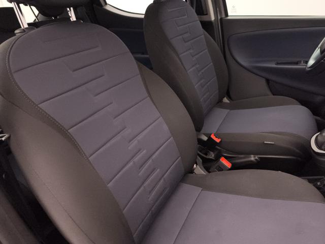 LANCIA Ypsilon usata, con Hill holder