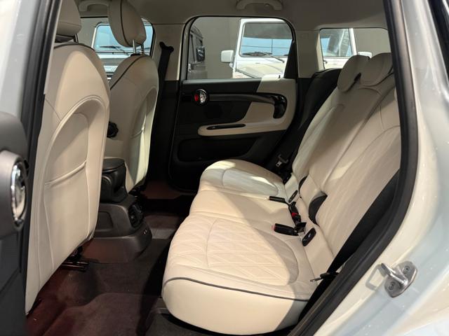 MINI Countryman usata, con Fari LED