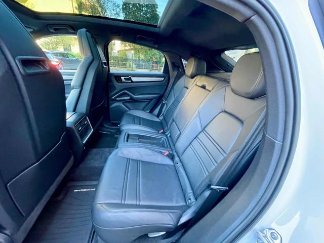 PORSCHE Cayenne usata, con Luci diurne LED