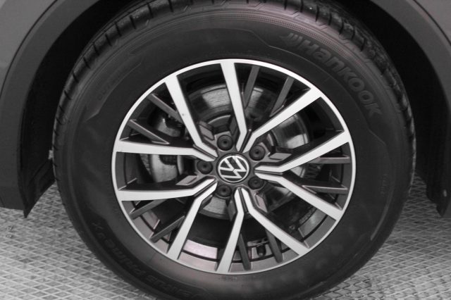 VOLKSWAGEN Tiguan usata, con Autoradio digitale