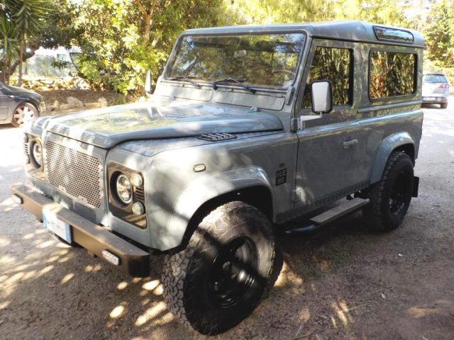 LAND ROVER Defender usata, con Ruota di riserva