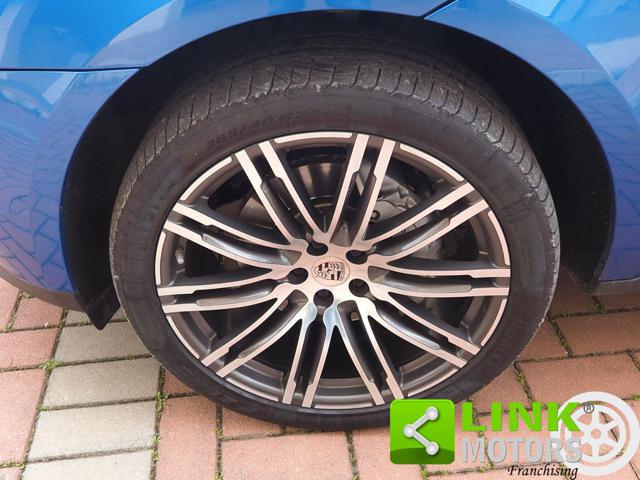 PORSCHE Macan usata, con Cerchi in lega