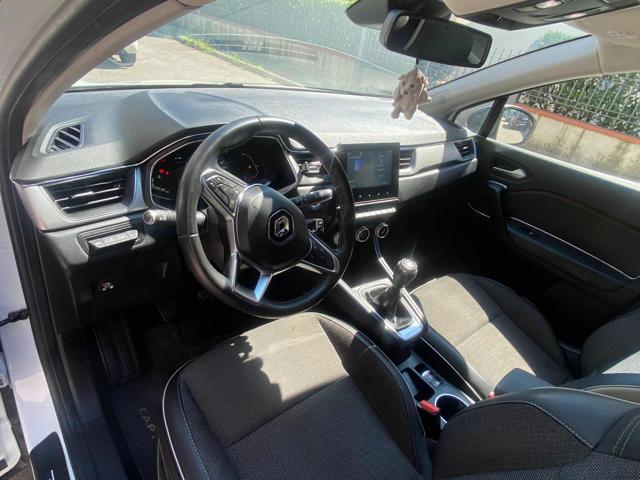 RENAULT Captur usata 8