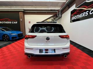 VOLKSWAGEN Golf GTI usata, con Autoradio