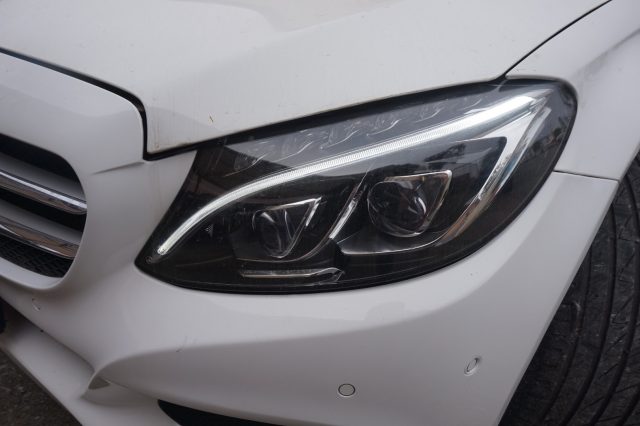 MERCEDES-BENZ C 220 usata, con Sensori di parcheggio posteriori