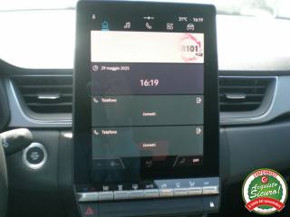 RENAULT Captur usata, con Autoradio digitale