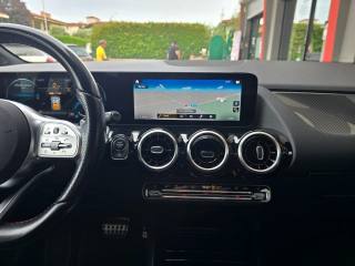 MERCEDES-BENZ GLA 200 usata, con Vetri oscurati