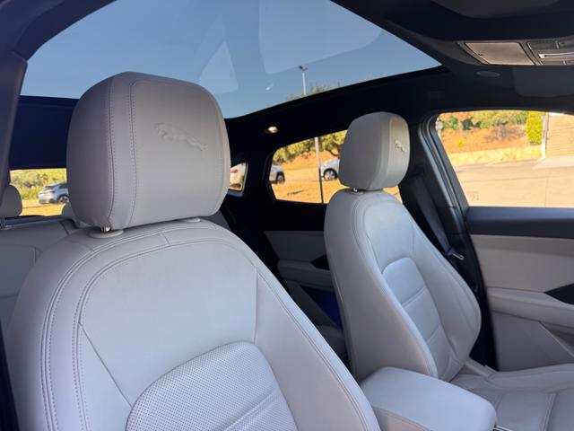 JAGUAR E-Pace usata, con Luci diurne LED
