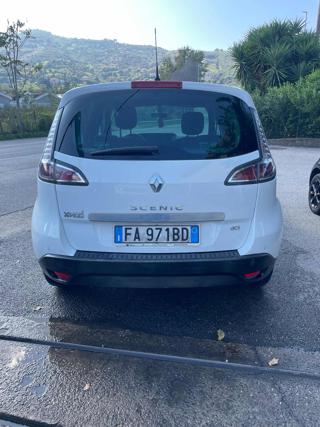 RENAULT Scenic usata, con Autoradio