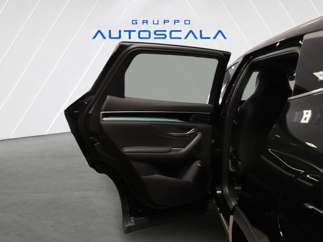BYD Seal usata, con USB
