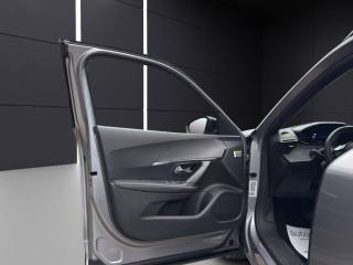 PEUGEOT 2008 usata, con Vetri oscurati