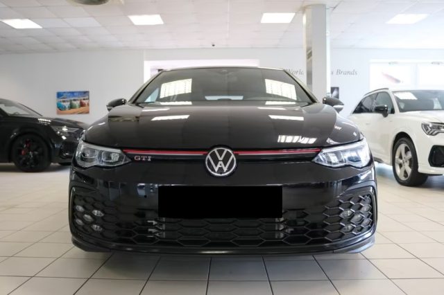 VOLKSWAGEN Golf usata, con Airbag