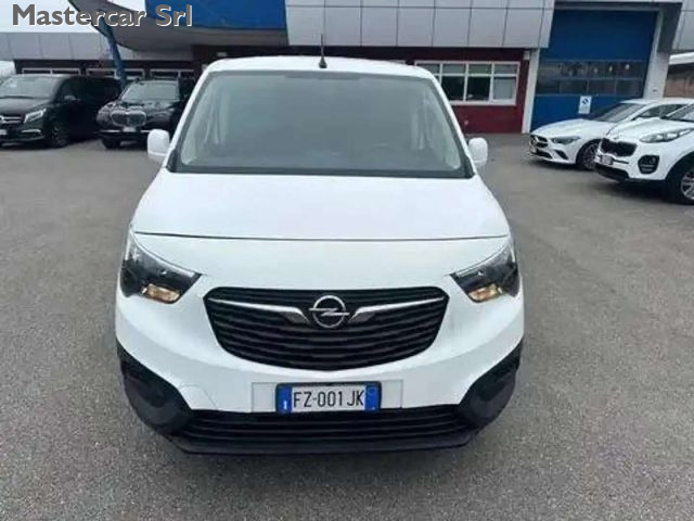 OPEL Combo usata, con Airbag