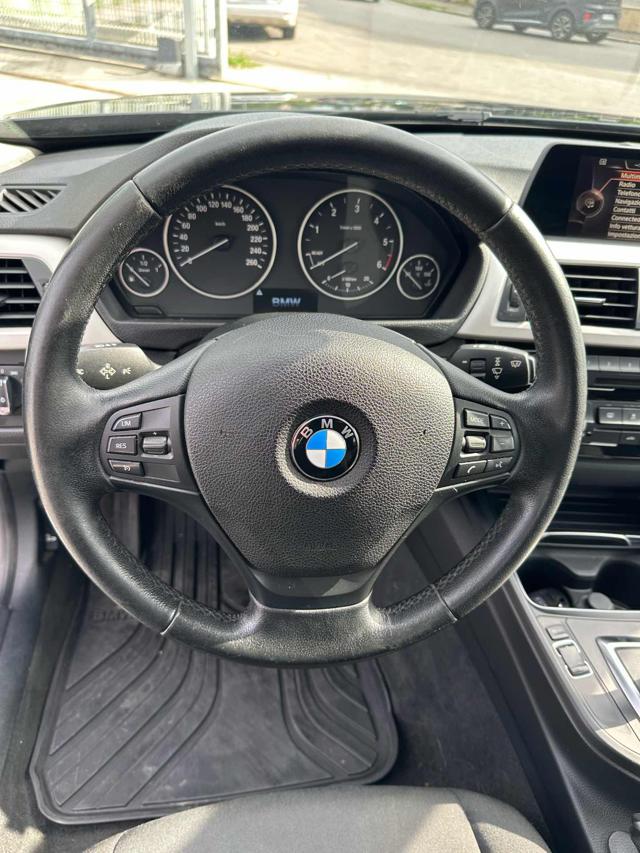 BMW 318 usata, con Park Distance Control