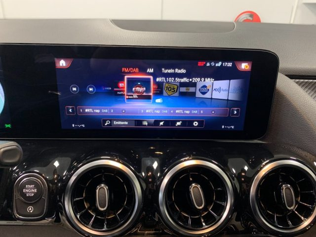 MERCEDES-BENZ GLA 200 usata, con Sistema di navigazione