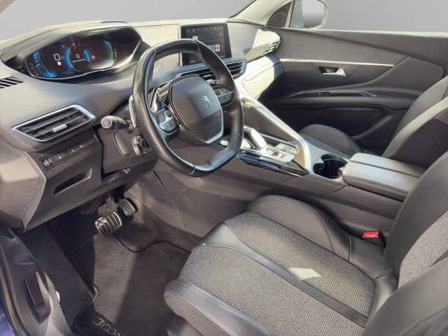 PEUGEOT 3008 usata, con Sedili sportivi