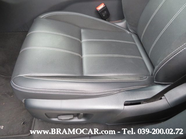 LAND ROVER Range Rover Velar usata, con Cruise Control