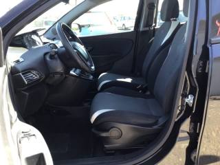 LANCIA Ypsilon usata, con Controllo trazione