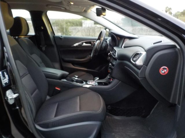 INFINITI Q30 usata 49