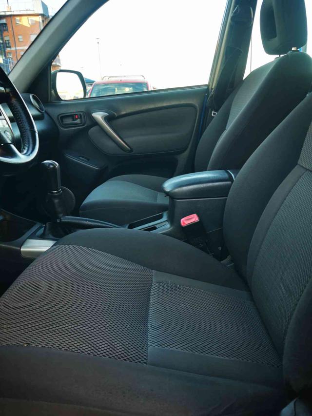 TOYOTA RAV 4 MY23 usata, con Cerchi in lega