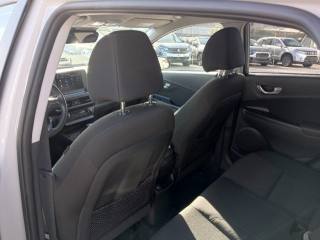 HYUNDAI Kona usata, con Volante in pelle