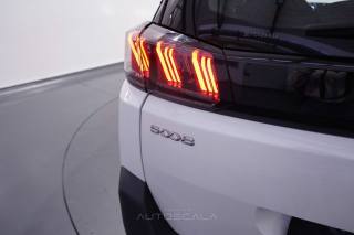 PEUGEOT 5008 usata 35