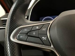RENAULT Clio usata, con Sensori di parcheggio anteriori