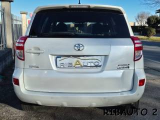 TOYOTA RAV 4 usata, con Bluetooth