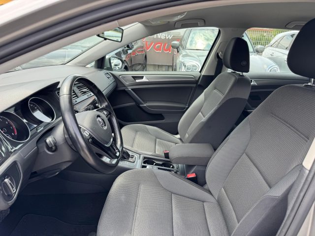 VOLKSWAGEN Golf usata, con Autoradio