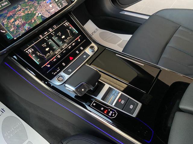 AUDI A8 usata, con USB