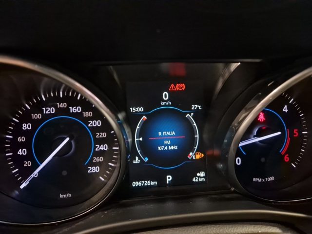 JAGUAR XE usata, con ESP