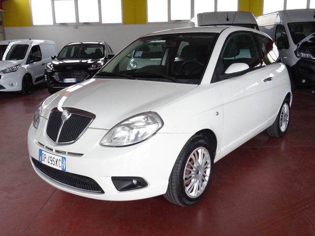 LANCIA Ypsilon usata, con Airbag