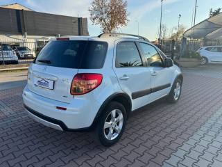 SUZUKI SX4 usata, con Autoradio