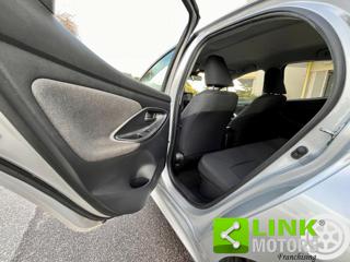 TOYOTA Yaris usata 24