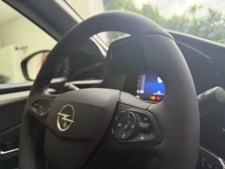 OPEL Corsa usata, con Cruise Control