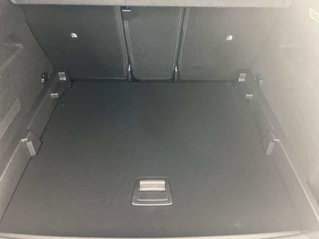PEUGEOT 3008 usata, con Controllo automatico clima