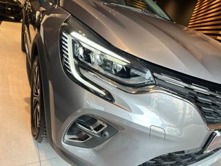 RENAULT Captur usata, con Bracciolo