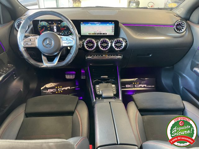 MERCEDES-BENZ GLA 200 usata, con Park Distance Control