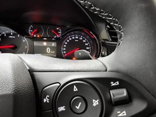 OPEL Corsa usata, con Fari LED
